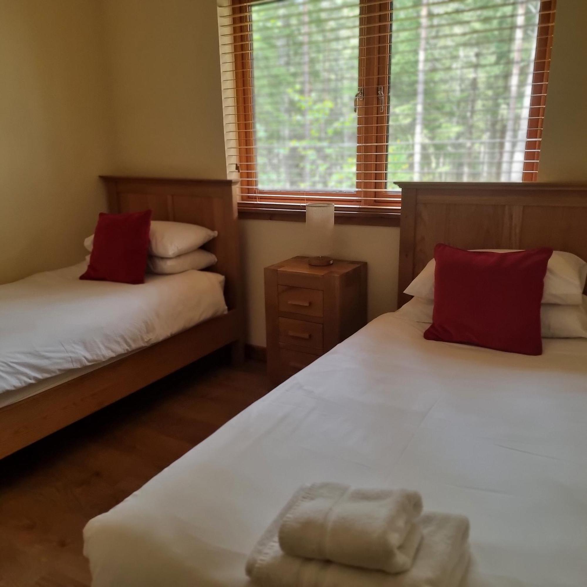 Cairngorm Lodges 阿博因 外观 照片